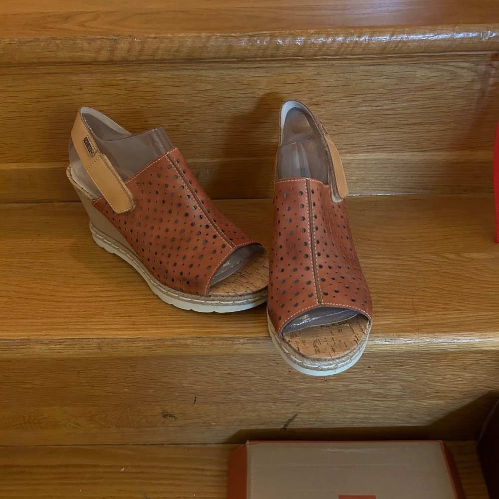 Leather Sandal -Size 10